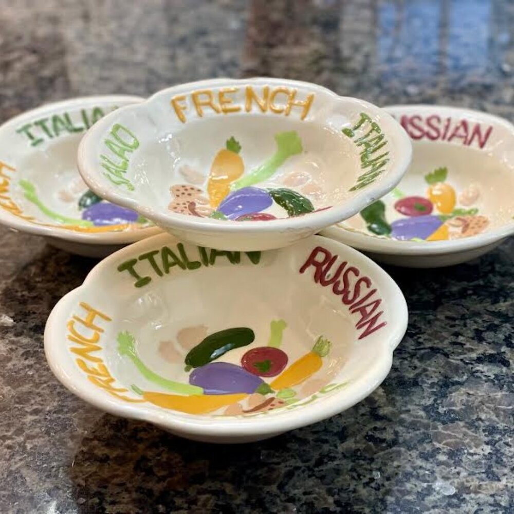 Set of 4 Salad Bowls w/French, Russian, Italian Salad Words, Veggie Center